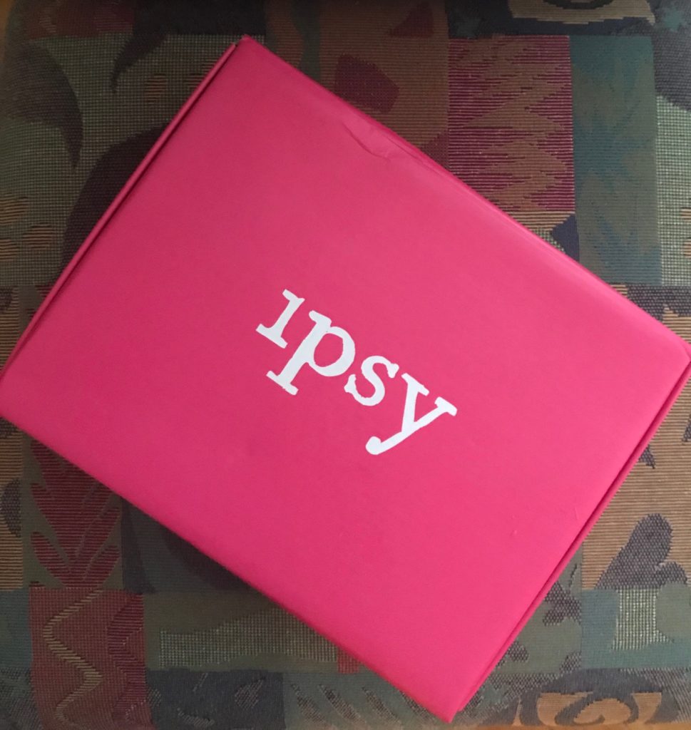 Ipsy hot pink mailing box for Glam Bag Plus, neversaydiebeauty.com