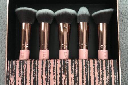 Luxie Rose Gold Kabuki Brush Set, neversaydiebeauty.com