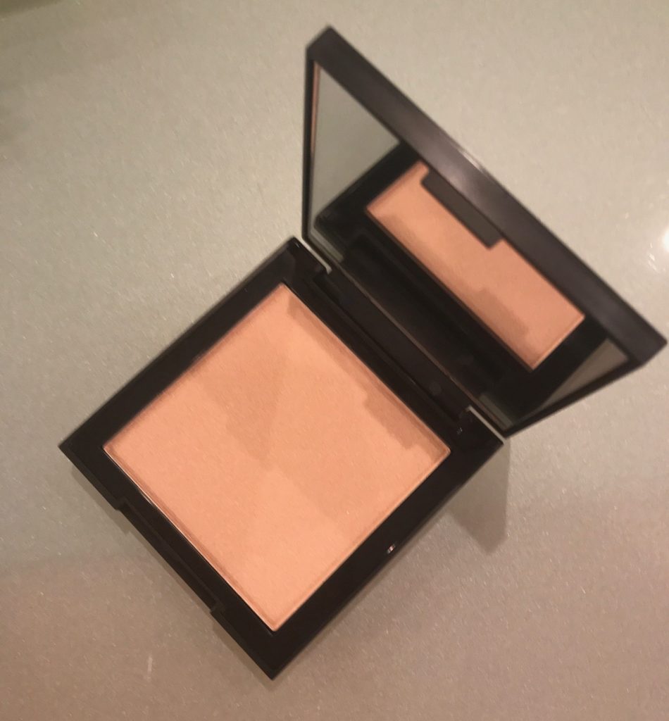 Morphe Impact Highlighter in peachy shade, Extra with mirror, neversaydiebeauty.com