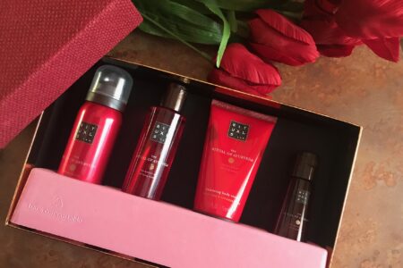 4 travel size bath and body products in the Rituals Ayurveda Balancing Treats Gift Set, neversaydiebeauty.com