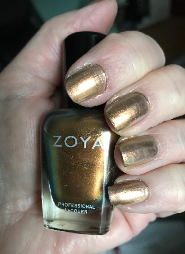 my nails wearing metallic gold Zoya Aggie nail lacquer, neversaydiebeauty.com