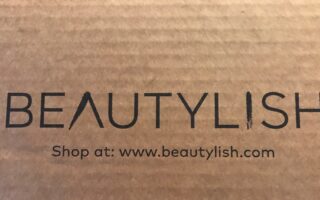 Beautylish logo on shipping box, neversaydiebeauty.com