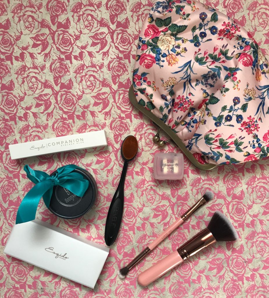 my Best of 2018 makeup tools and accessories, neversaydiebeauty.com