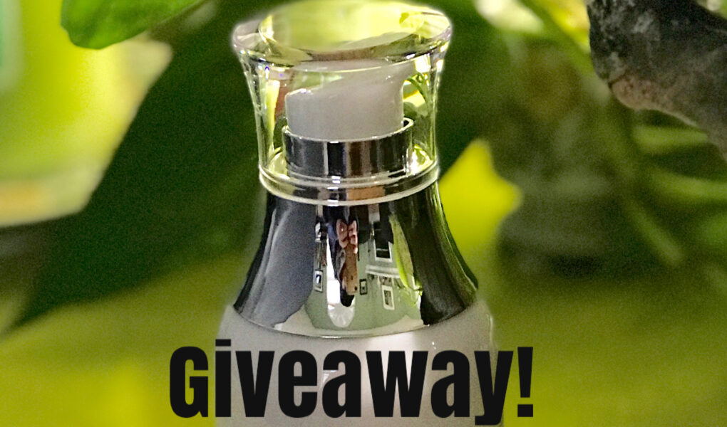 giveaway Bratoxin anti-aging face serum bottle, neversaydiebeauty.com