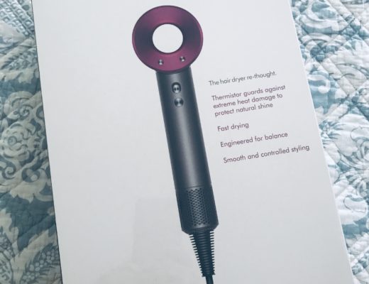 box holding the Dyson Supersonic Hairdryer
