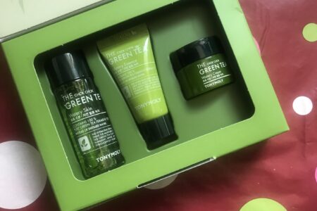 3 mini Tony Moly Green Tea Watery skincare products