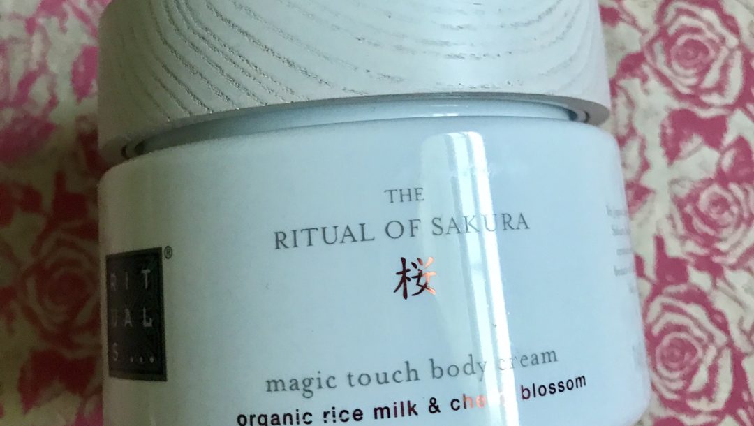 RITUALS Ritual of Sakura Magic Touch Body Cream – Never Say Die Beauty