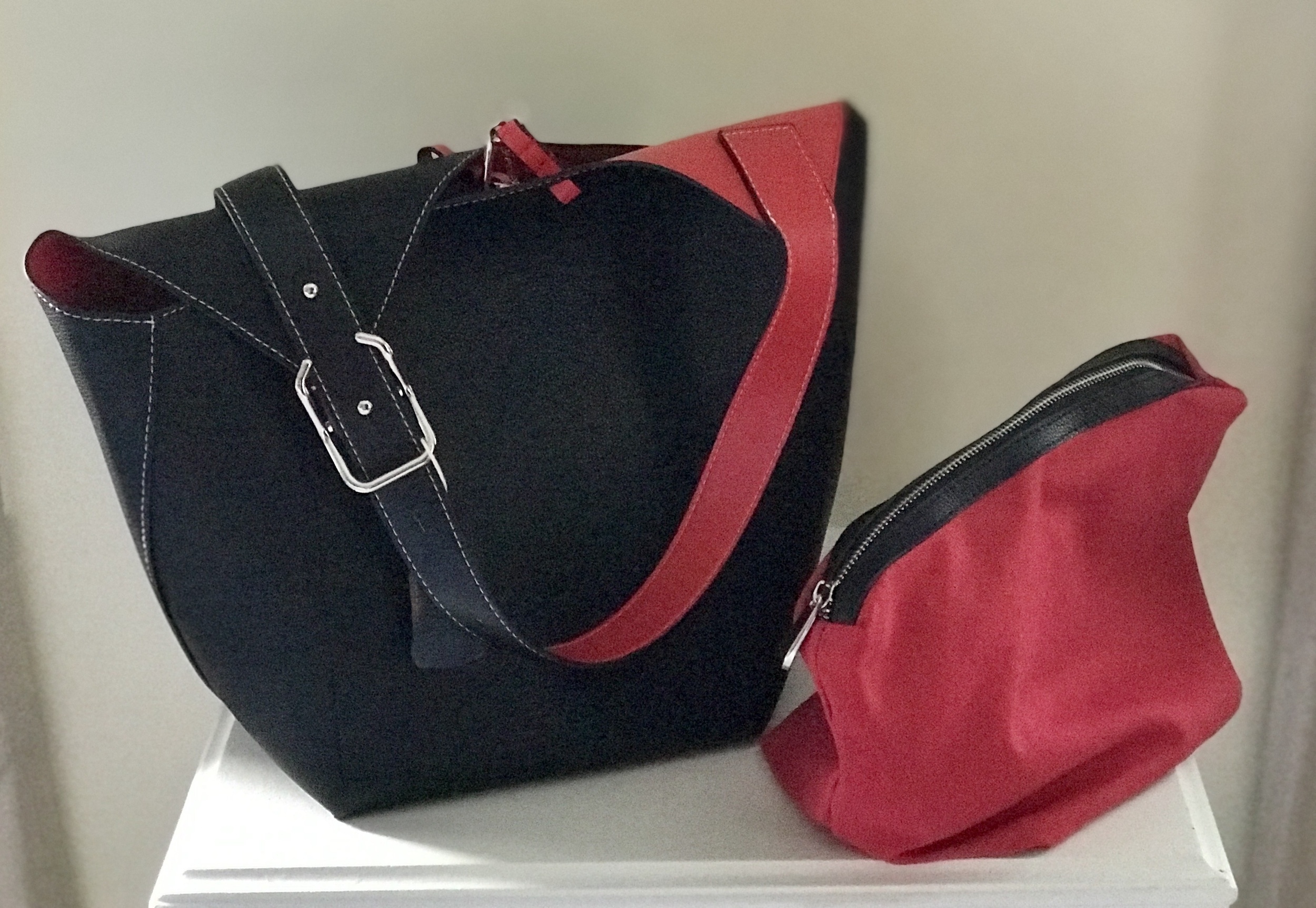 My New Two-Tone Bag from Maison de Beauté Marseilles – Never Say Die Beauty