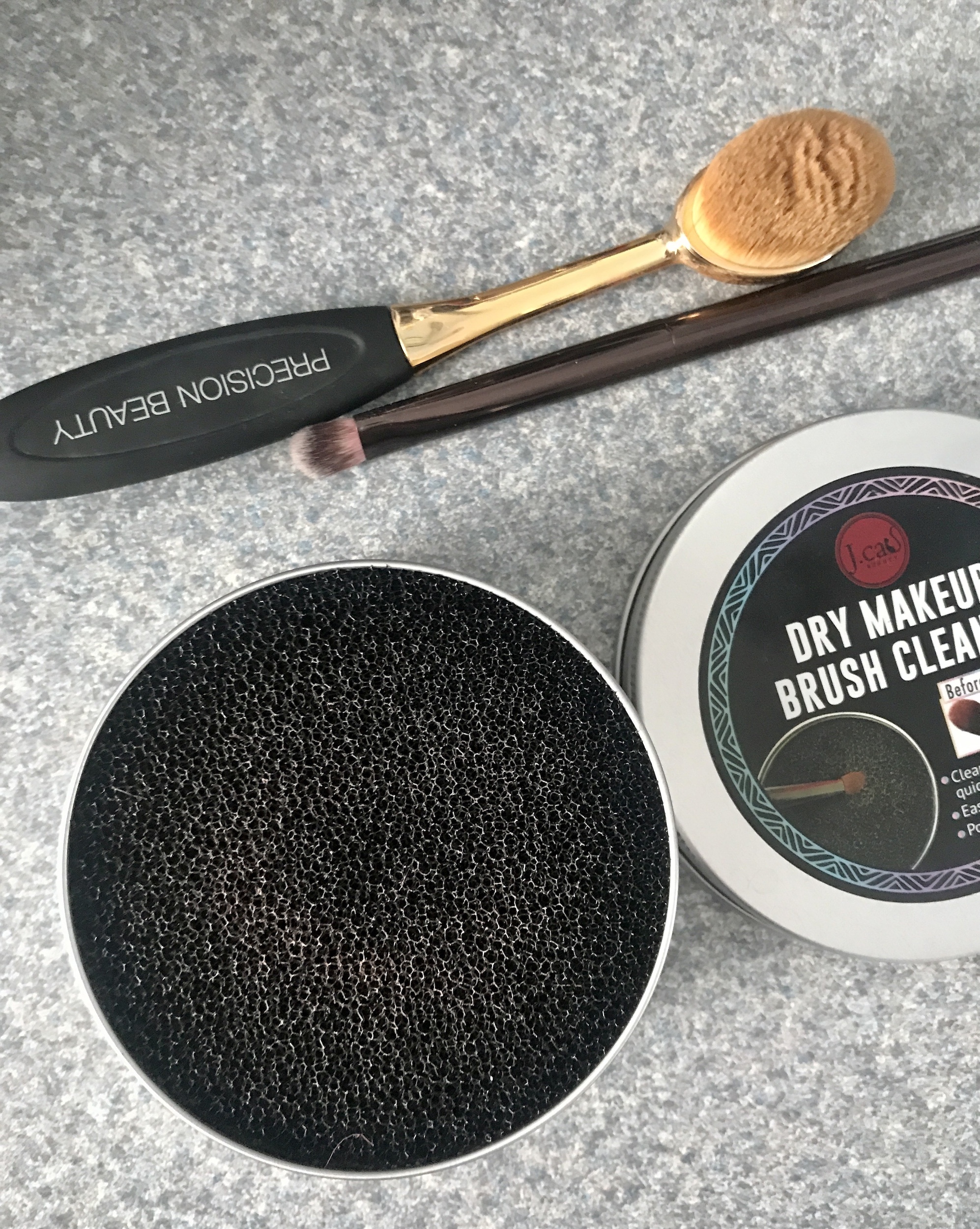 J Cat Beauty Dry Makeup Brush Cleaner