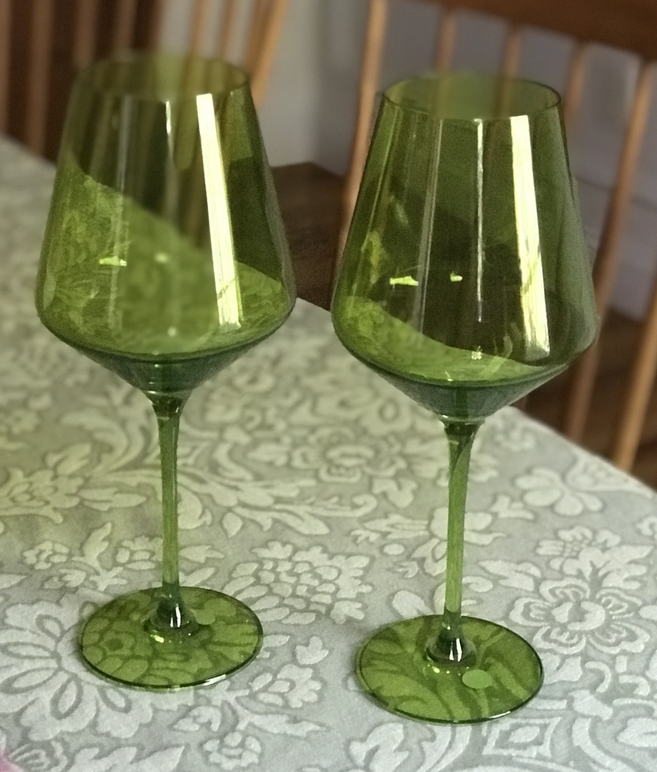 https://neversaydiebeauty.com/wp-content/uploads/2022/08/forest-green-Estelle-wineglasses.jpg